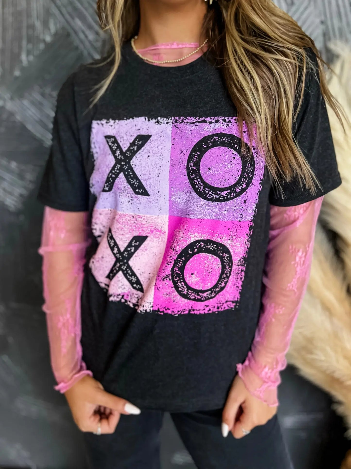 XOXO Tee